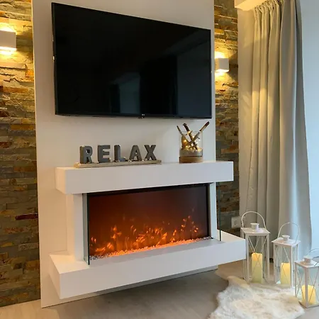 Stylische Direkt Am Mit Balkon Und Saisonalem Strandkorb Apartmán