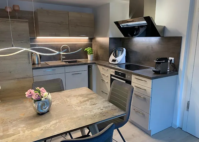 Apartment Stylische Direkt Am Mit Balkon Bis Zu 6 Personen *